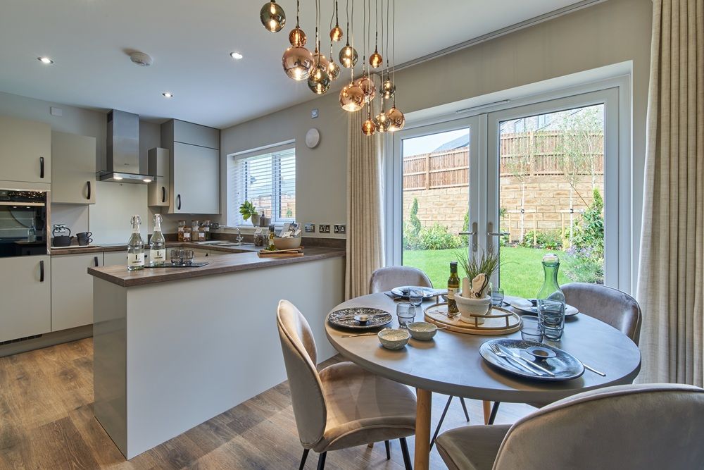 LQ-Whalley-Manor-Image-1.jpg